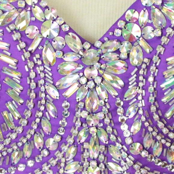 TONY BOWLS Paris Purple Jeweled Formal Prom Gown 114713 Size 6 - Picture 3 of 5